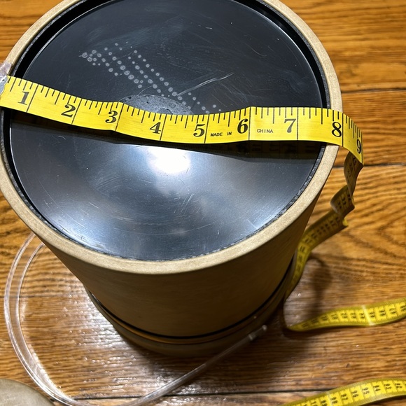 Shelton Ware faux leather Mid-Century Modern ice bucket w/lid.  Lucite handle. - Picture 6 of 11